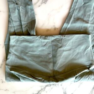 Lululemon Align Leggings in Mint